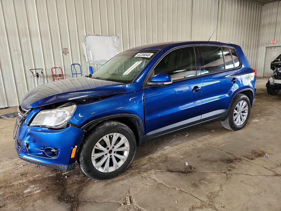 2010 Volkswagen Tiguan VIN WVGAV7AX0AW002741 COPART salvage auction — FRONT END, Wi - Junked Vehicle Bill Of Sale, sold $250 on 2026-08-03 (photo 1)