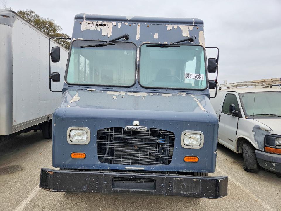 2020 Freightliner All other VIN 4UZAC2EA5LCLZ7065 COPART salvage auction — MINOR DENT/SCRATCHES, DV, sold $16,000 on 2026-07-17 (photo 5)