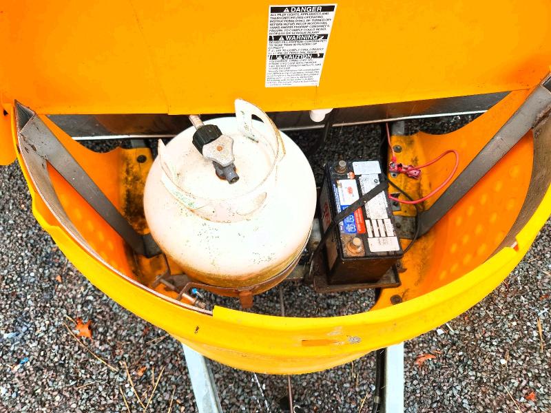 2007 Dutchmen Unknown VIN 47CTTTG167B701935 COPART salvage auction — UNDERCARRIAGE, RI - CERT OF TITLE-RECONSTRUCTED SA, sold $225 on 2026-07-28 (photo 8)