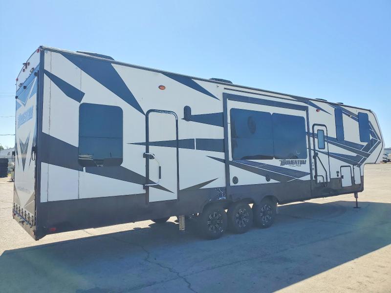 2019 Grand design Momentum VIN 573FM4430K1113057 COPART salvage auction — ALL OVER, SC - DIS/DLR/EXP ONLY SALVAGE TITLE, sold $14,000 on 2026-08-13 (photo 4)