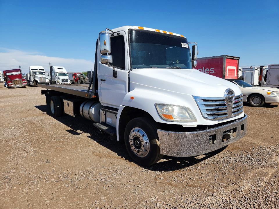 2010 Hino All other VIN 5PVNJ8JT2A4S52837 COPART salvage auction — NORMAL WEAR, AZ - CERTIFICATE OF TITLE, sold $12,100 on 2026-07-28 (photo 4)