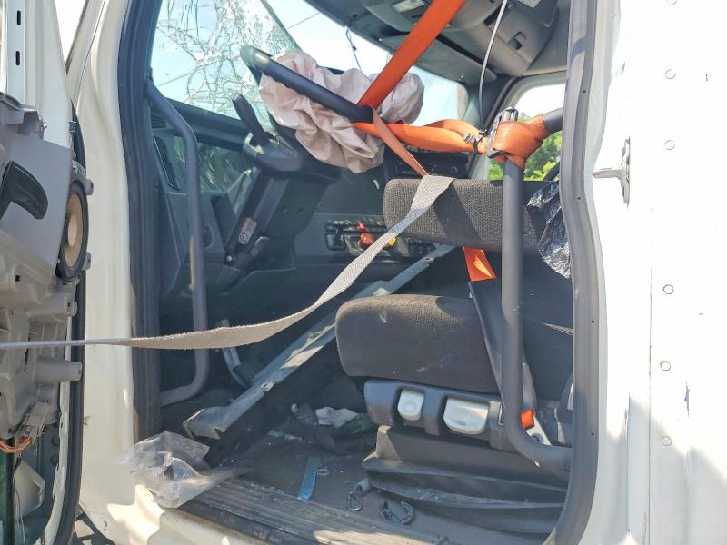 2025 Freightliner All other VIN 3AKJHTDV0SDVL0279 COPART salvage auction — ALL OVER, AZ - CERT OF TITLE - SALVAGE, sold $11,300 on 2026-07-27 (photo 7)