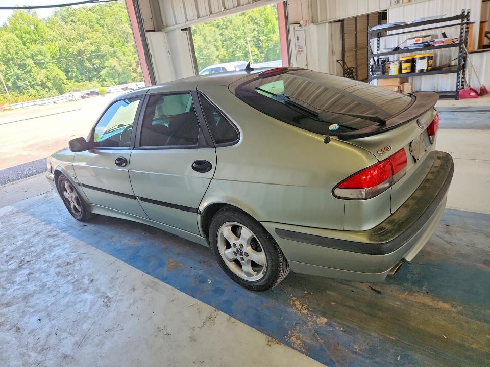 2001 Saab 9-3 VIN YS3DF55K312057802 COPART salvage auction — MINOR DENT/SCRATCHES, Co - Certificate Of Title, sold $425 on 2026-08-05 (photo 2)