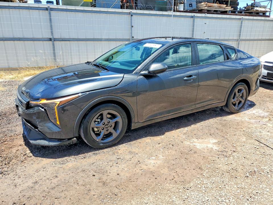 2025 Kia All other VIN 3KPFT4DE8SE065638 COPART salvage auction — FRONT END, HI - CERTIFICATE OF TITLE, sold $11,700 on 2026-07-27 (photo 1)