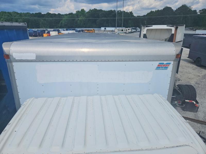2012 Hino All other VIN 5PVNV8JT7C4S52419 COPART salvage auction — MINOR DENT/SCRATCHES, CT, sold $125 on 2026-07-14 (photo 9)
