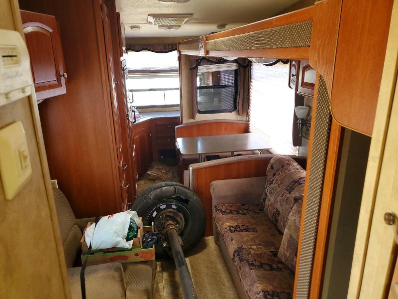 2010 Cougar Trailer VIN 4YDF27826AC504018 COPART salvage auction — UNDERCARRIAGE, CA - SALVAGE CERTIFICATE, sold $30 on 2026-07-23 (photo 6)