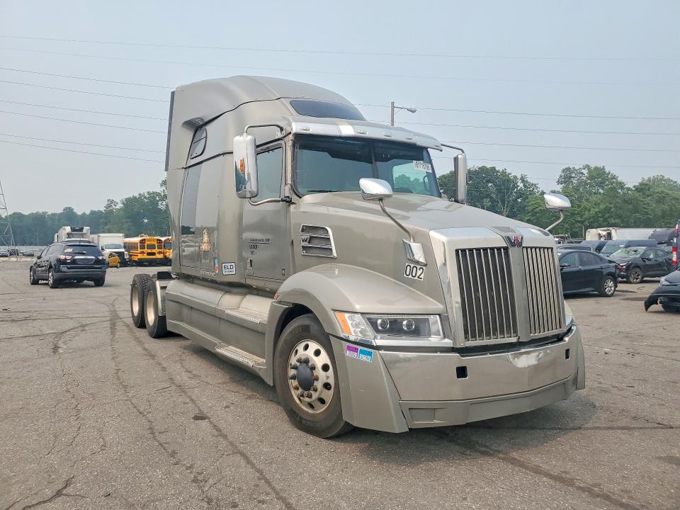 2019 Western star/auto car All other VIN 5KJJBHDR1KLKG1904 COPART salvage auction — MINOR DENT/SCRATCHES, NY - CERTIFICATE OF TITLE, sold $1,550 on 2026-07-28 (photo 4)
