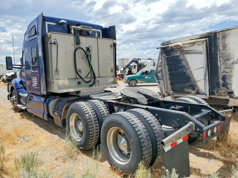 2017 Kenworth All other VIN 1XKYD49X2HJ128992 COPART salvage auction — NORMAL WEAR, CT, sold $22,700 on 2026-07-28 (photo 3)
