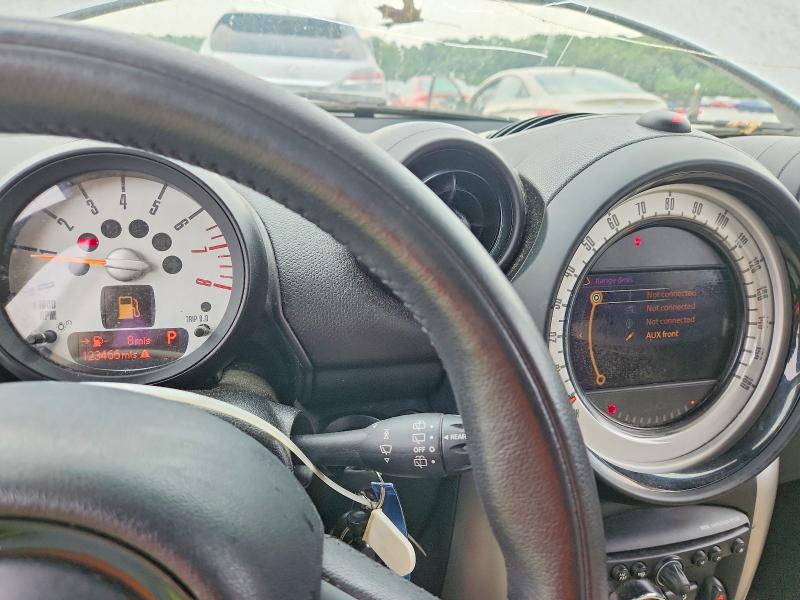 2014 Mini Cooper VIN WMWZB3C56EWR40220 COPART salvage auction — MECHANICAL, Ga - Certificate Of Title, sold $475 on 2026-08-06 (photo 9)