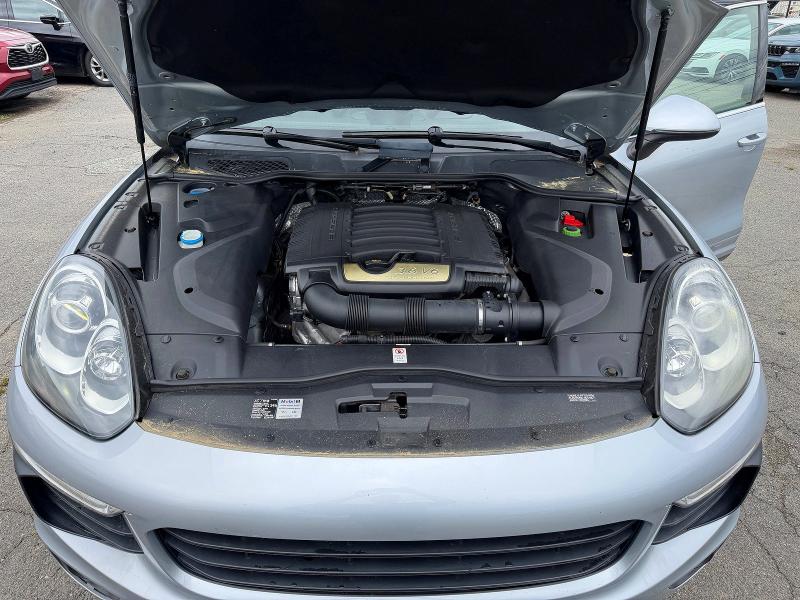 2016 Porsche Cayenne VIN WP1AA2A24GLA09966 COPART salvage auction — MINOR DENT/SCRATCHES, CT, sold $4,100 on 2026-07-21 (photo 7)