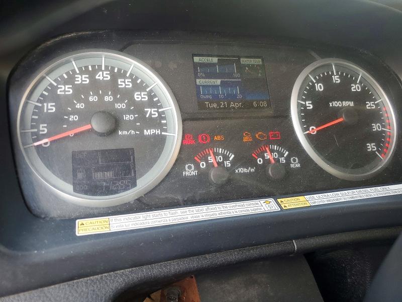 2011 Hino All other VIN 5PVNJ8JP5B4S50598 COPART salvage auction — MINOR DENT/SCRATCHES, NY - CERTIFICATE OF TITLE, sold $7,900 on 2026-07-28 (photo 9)