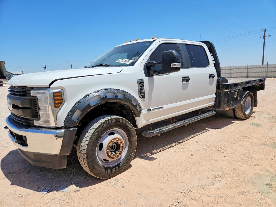 2019 Ford F550 VIN 1FD0W5HT3KED70306 — COPART salvage auction photo