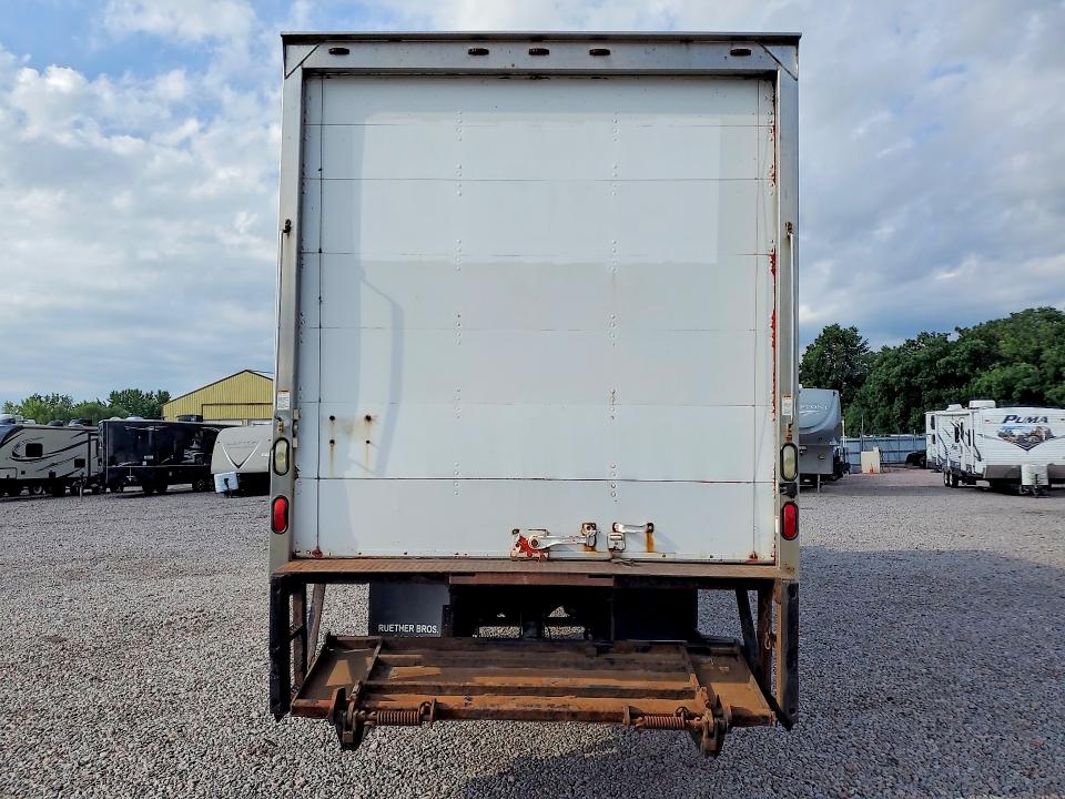 2016 Kenworth All other VIN 2NKHHM6X7GM123751 COPART salvage auction — MINOR DENT/SCRATCHES, CT, sold $8,900 on 2026-07-15 (photo 6)