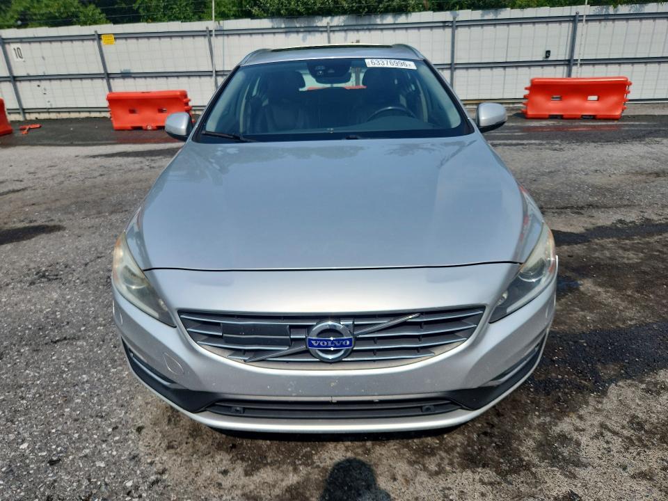 2015 Volvo V60 VIN YV140MEM0F1260657 COPART salvage auction — MECHANICAL, Pa - Cert Of Title, sold $1,000 on 2026-08-04 (photo 5)