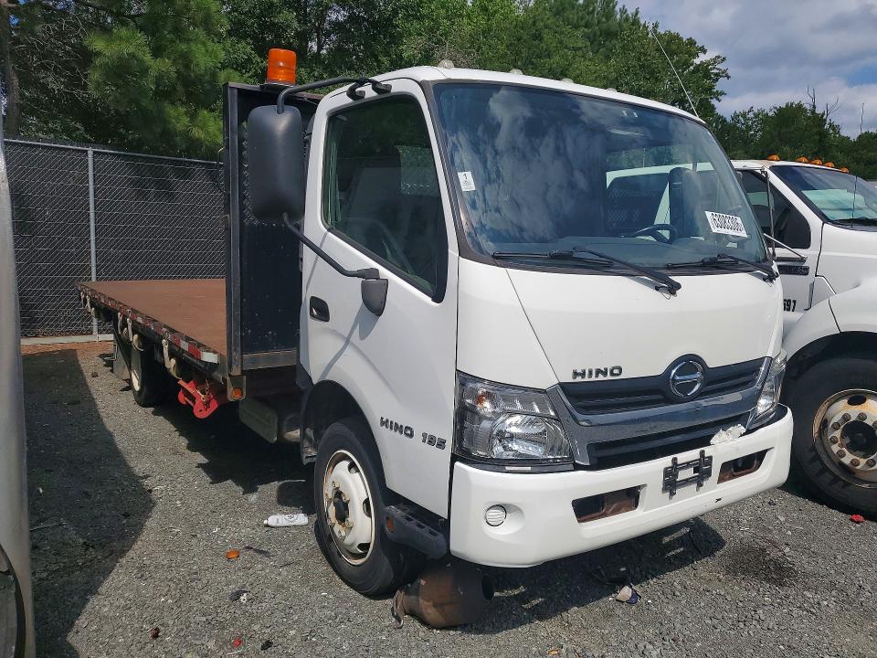 2020 Hino All other VIN JHHSDM2H9LK011852 COPART salvage auction — MINOR DENT/SCRATCHES, MD - CERTIFICATE OF TITLE, sold $4,950 on 2026-07-31 (photo 4)