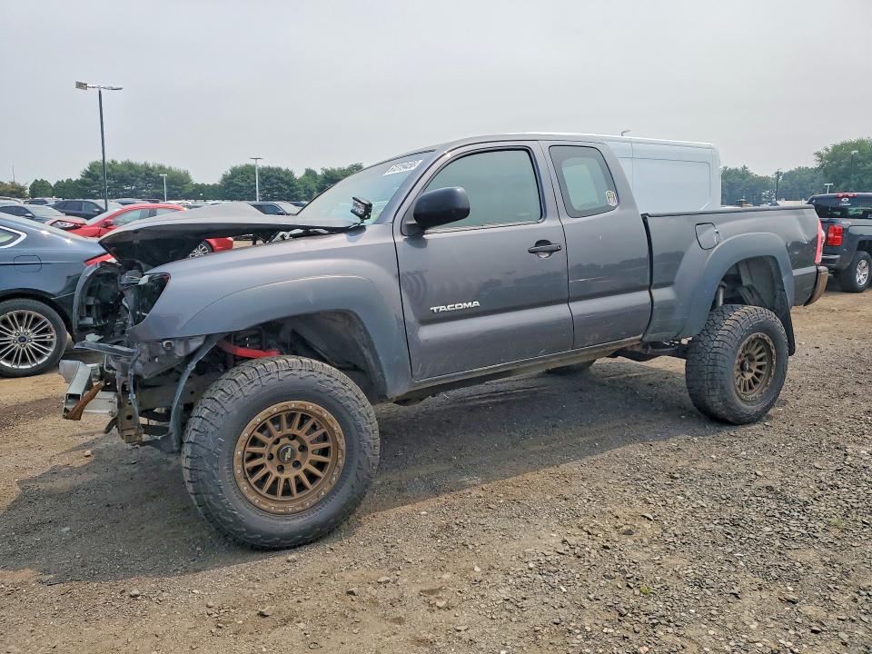 2010 Toyota Tacoma VIN 5TEUU4EN3AZ729810 COPART salvage auction — FRONT END, VT - CERTIFICATE OF TITLE, sold $2,950 on 2026-07-31 (photo 1)