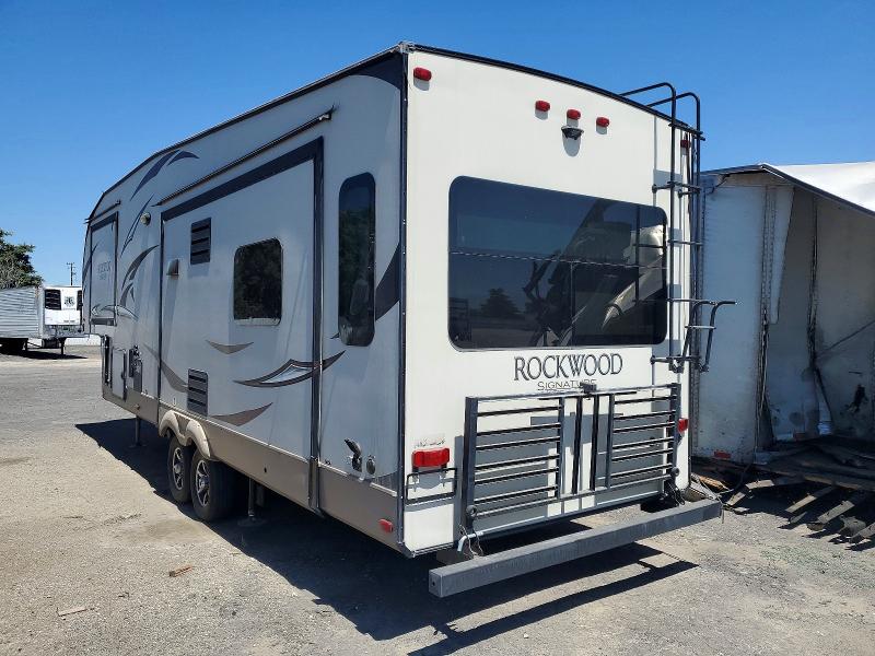 2017 Foresriver All models VIN 4X4FRLE20H1877504 COPART salvage auction — MINOR DENT/SCRATCHES, CA - DIS/DLR/EXP ONLY CLEAN TITLE, sold $2,600 on 2026-07-24 (photo 3)