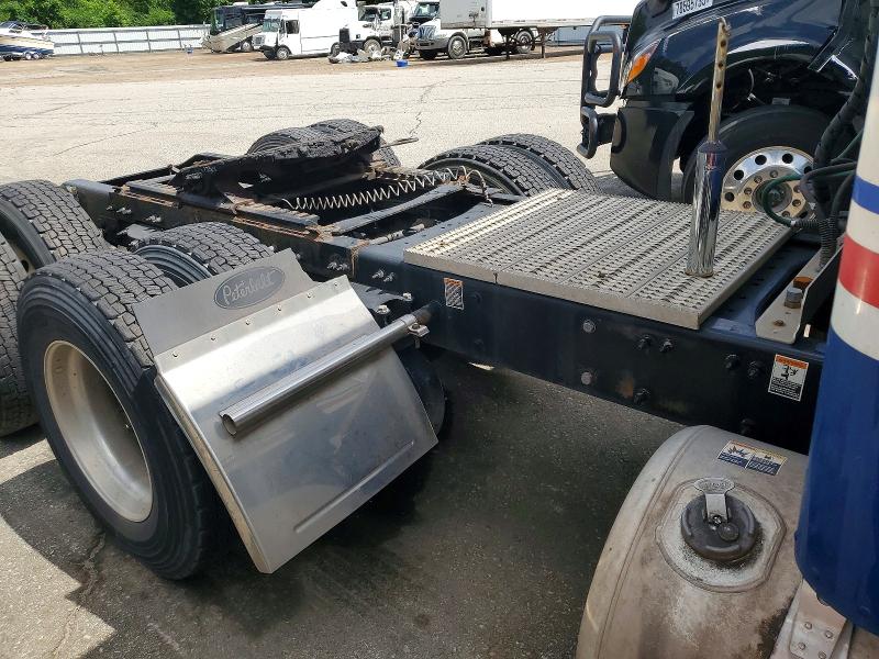 2017 Peterbilt All other VIN 1XPBDP9X7HD432285 COPART salvage auction — NORMAL WEAR, CT, sold $8,400 on 2026-07-16 (photo 9)