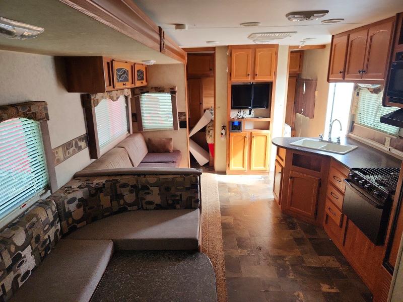 2011 Heartland rvs North coun VIN 5SFEB3424BE235503 COPART salvage auction — NORMAL WEAR, TX - CERTIFICATE OF TITLE, sold $100 on 2026-07-21 (photo 9)
