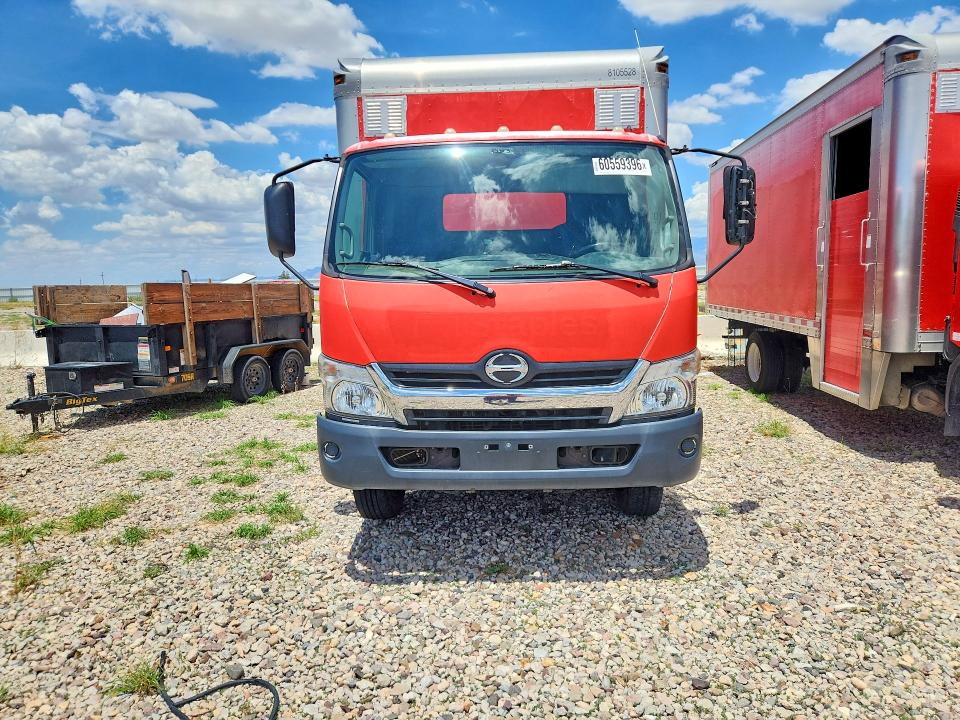 2017 Hino All other VIN JHHSDM2H8HK005998 COPART salvage auction — MINOR DENT/SCRATCHES, AZ - CERTIFICATE OF TITLE (P), sold $1,550 on 2026-07-27 (photo 5)
