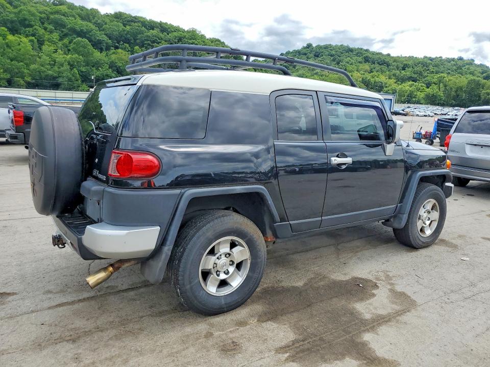 2008 Toyota Fj cruiser VIN JTEBU11F48K014078 COPART salvage auction — MINOR DENT/SCRATCHES, Oh - Certificate Of Title, sold $175 on 2026-07-30 (photo 3)