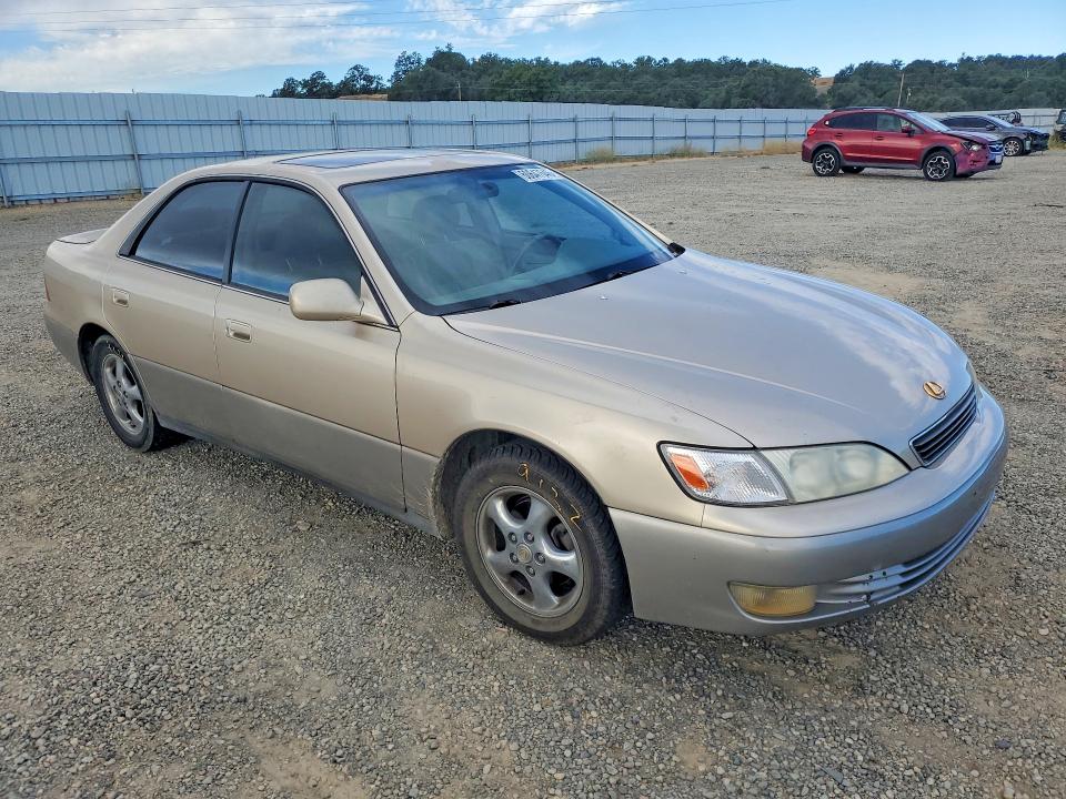 1997 Lexus Es300 VIN JT8BF22G0V0057432 COPART salvage auction — REAR END, CA - SALVAGE CERTIFICATE, sold $525 on 2026-07-31 (photo 4)