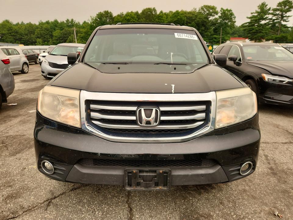 2015 Hond Pilot VIN 5FNYF4H75FB078102 COPART salvage auction — MINOR DENT/SCRATCHES, CT, sold $475 on 2026-07-28 (photo 5)