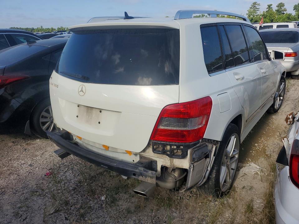 2011 Mercedes-benz Glk-class VIN WDCGG5GB6BF617847 COPART salvage auction — REAR END, TX - SALVAGE VEHICLE TITLE (P), sold $700 on 2026-07-24 (photo 2)