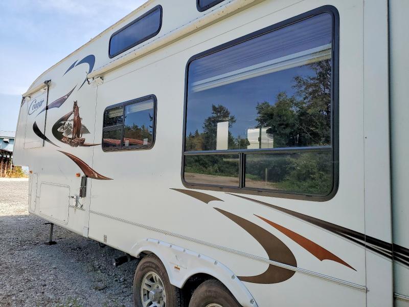 2010 Cougar Keystone VIN 4YDF32424A2502117 COPART salvage auction — NORMAL WEAR, AB - OOP - ACTIVE, sold $200 on 2026-07-28 (photo 3)