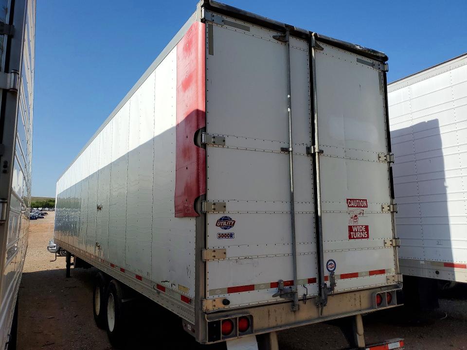2018 Utility All models VIN 1UYVS2539J6178410 COPART salvage auction — SIDE, FL - CERTIFICATE OF TITLE (P), sold $8,000 on 2026-07-28 (photo 2)