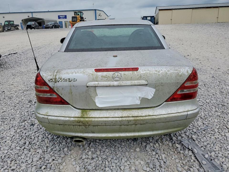 2001 Merz Slk-class VIN WDBKK49F31F222272 COPART salvage auction — MINOR DENT/SCRATCHES, TN - CERTIFICATE OF TITLE, sold $175 on 2026-07-23 (photo 6)