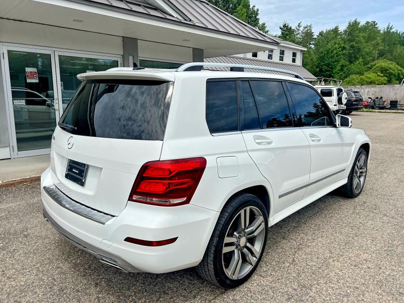 2013 Mercedes-benz Glk-klasse VIN WDCGG5HB9DG018677 COPART salvage auction — MINOR DENT/SCRATCHES, NC - CERTIFICATE OF TITLE (P), sold $5,800 on 2026-07-24 (photo 4)