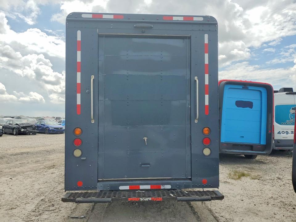 2021 Frht - freightliner All other VIN 4UZAC2GA2MCMM9587 COPART salvage auction — MINOR DENT/SCRATCHES, TX - CERTIFICATE OF TITLE, sold $16,300 on 2026-07-14 (photo 6)