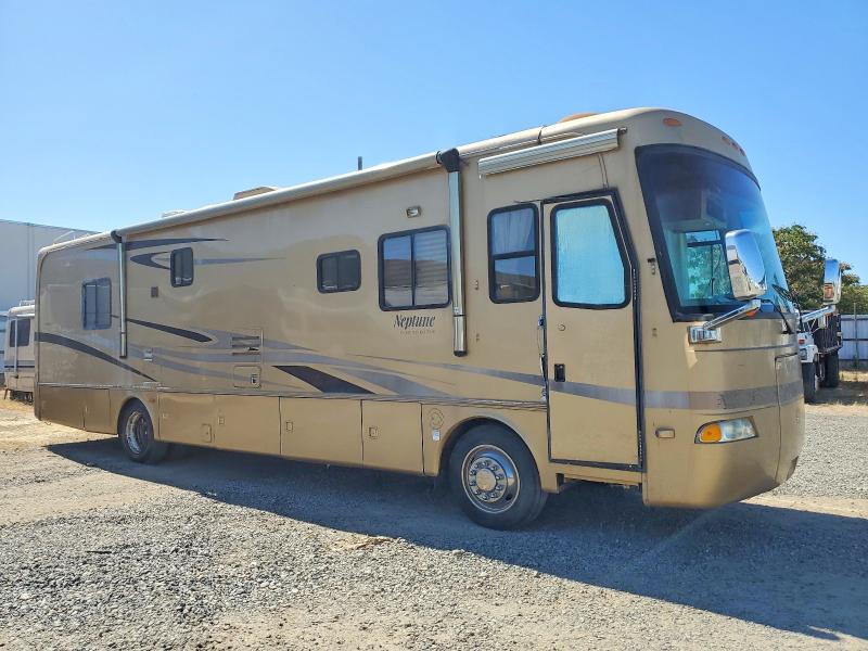 2006 Holiday rambler Monocoque VIN 1RF51474061037080 — COPART salvage auction photo