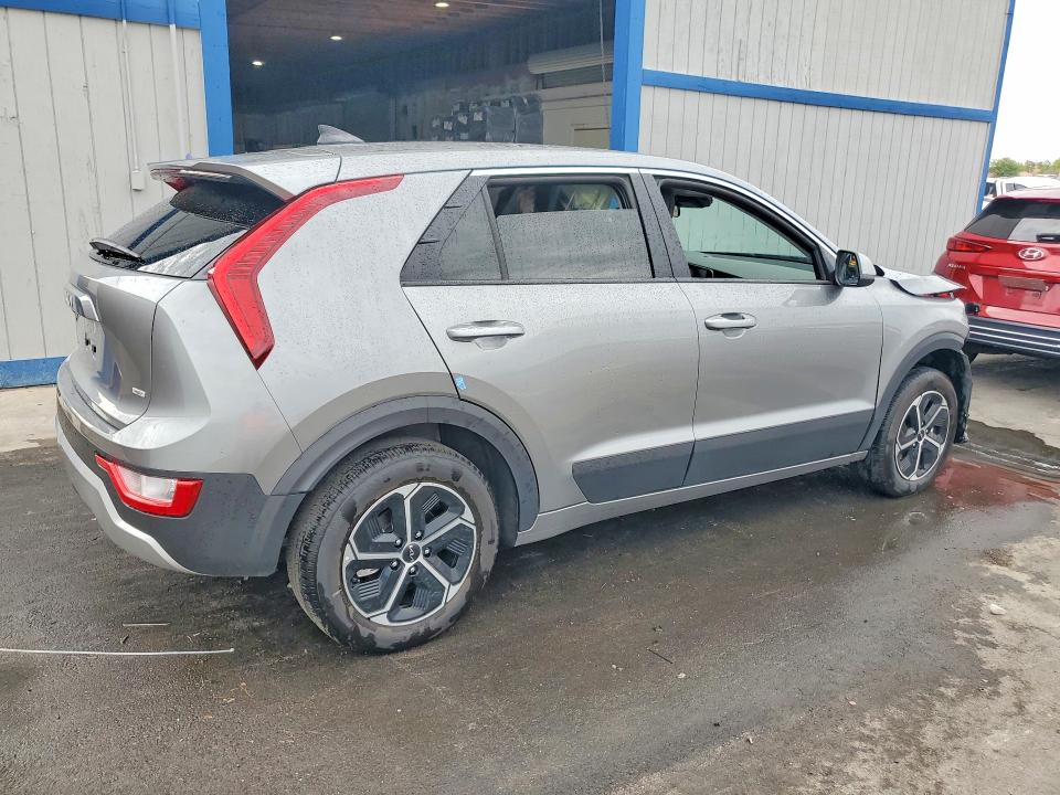 2026 Kia Niro VIN KNDCP3LEXT5359588 COPART salvage auction — FRONT END, Tx - Certificate Of Title, sold $4,550 on 2026-07-27 (photo 3)