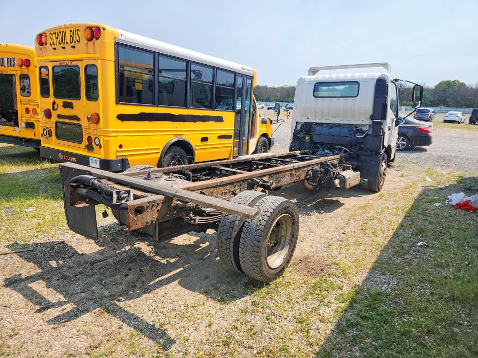 2014 Hino All other VIN JHHSPM2HXEK001177 COPART salvage auction — MINOR DENT/SCRATCHES, NY - CERTIFICATE OF TITLE (P), sold $875 on 2026-07-28 (photo 3)