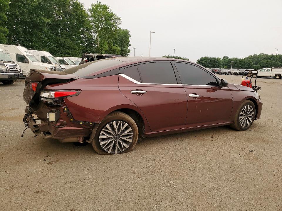 2025 Nissan Altima VIN 1N4BL4DV0SN365870 COPART salvage auction — REAR END, CT, sold $6,700 on 2026-08-03 (photo 3)