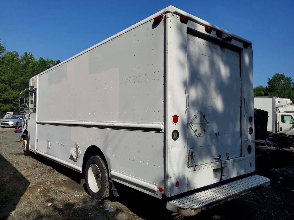 2007 Freightliner All other VIN 4UZABMBW87CY11749 COPART salvage auction — MECHANICAL, CT, sold $325 on 2026-07-09 (photo 2)