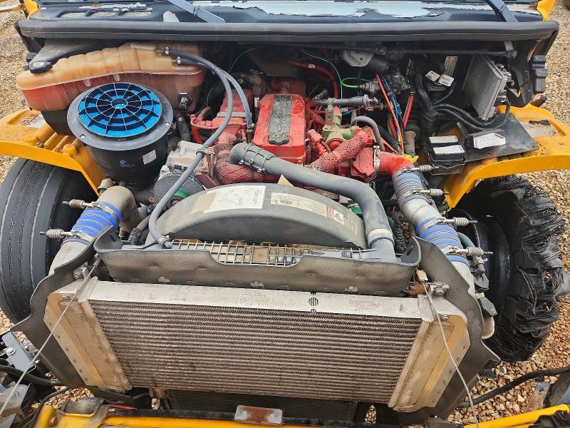 2015 Freightliner All other VIN 4UZABRDT8FCFW6873 COPART salvage auction — NORMAL WEAR, TN - CERTIFICATE OF TITLE, sold $2,050 on 2026-08-21 (photo 7)