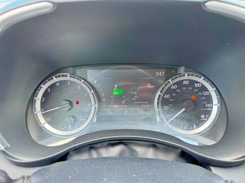 2023 Toyota Highlander VIN 5TDKDRBH1PS011052 COPART salvage auction — NORMAL WEAR, CT, sold $22,500 on 2026-07-20 (photo 8)