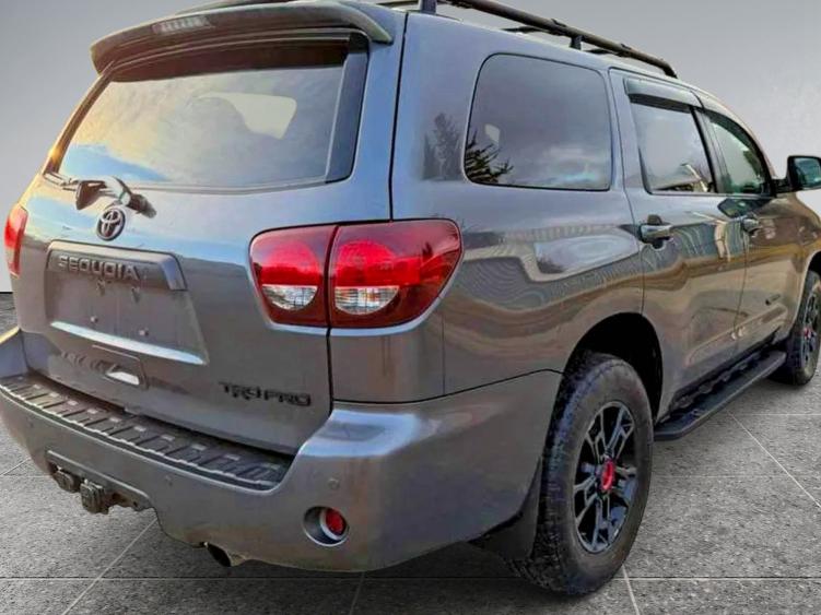 2021 Toyota Sequoia VIN 5TDEY5B10MS182254 COPART salvage auction — NORMAL WEAR, CT, sold $25,500 on 2026-08-21 (photo 4)
