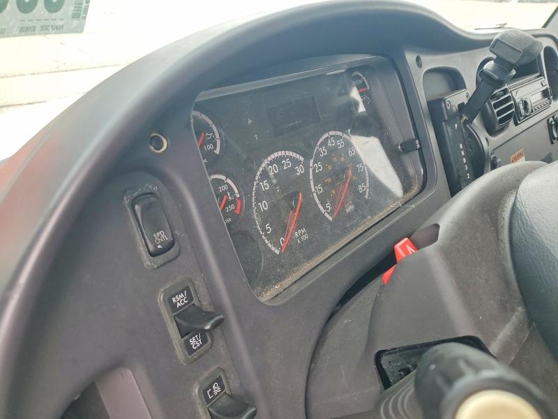 2016 Frht - freightliner All other VIN 1FVACWDU5GHHL1666 COPART salvage auction — SIDE, CT, sold $2,550 on 2026-07-27 (photo 8)