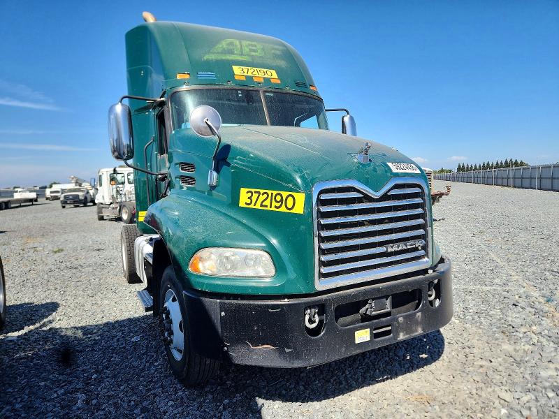 2018 Mack All other VIN 1M1AW01X9JM010521 COPART salvage auction — FRONT END, DV, sold $80 on 2026-07-30 (photo 1)