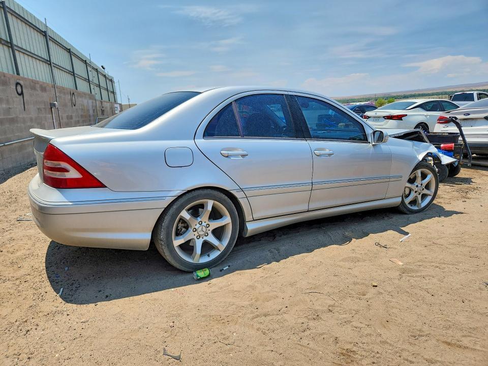 2007 Mercedes-benz C class VIN WDBRF52H47F928034 COPART salvage auction — FRONT END, NM - CERT OF TITLE-SALVAGE (P), sold $450 on 2026-08-27 (photo 3)