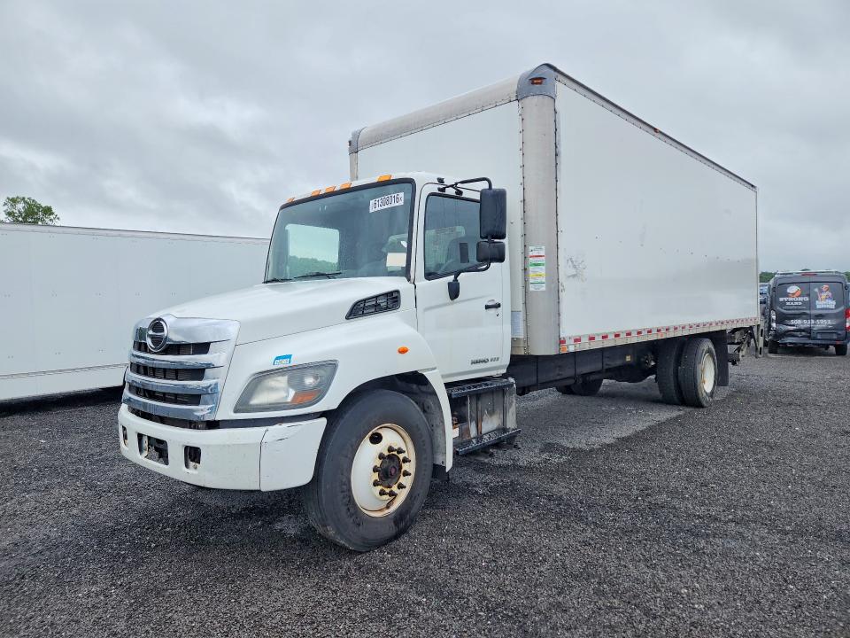 2017 Hino All other VIN 5PVNE8JV9H4S55301 — COPART salvage auction photo