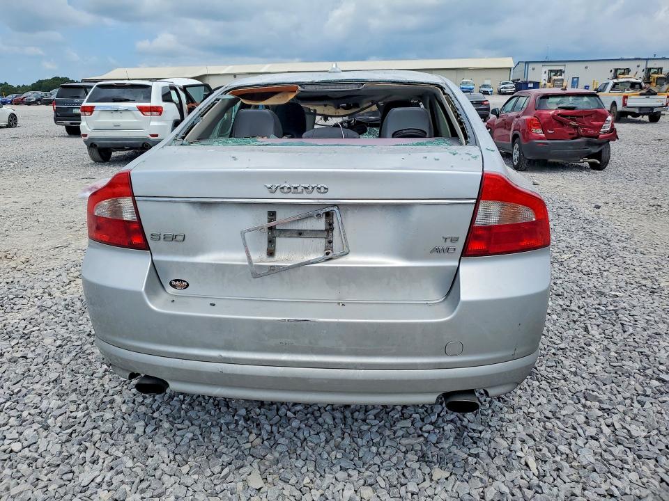 2008 Volvo S80 VIN YV1AH992381048369 COPART salvage auction — ROLLOVER, TN - SALVAGE CERTIFICATE, sold $175 on 2026-08-20 (photo 6)