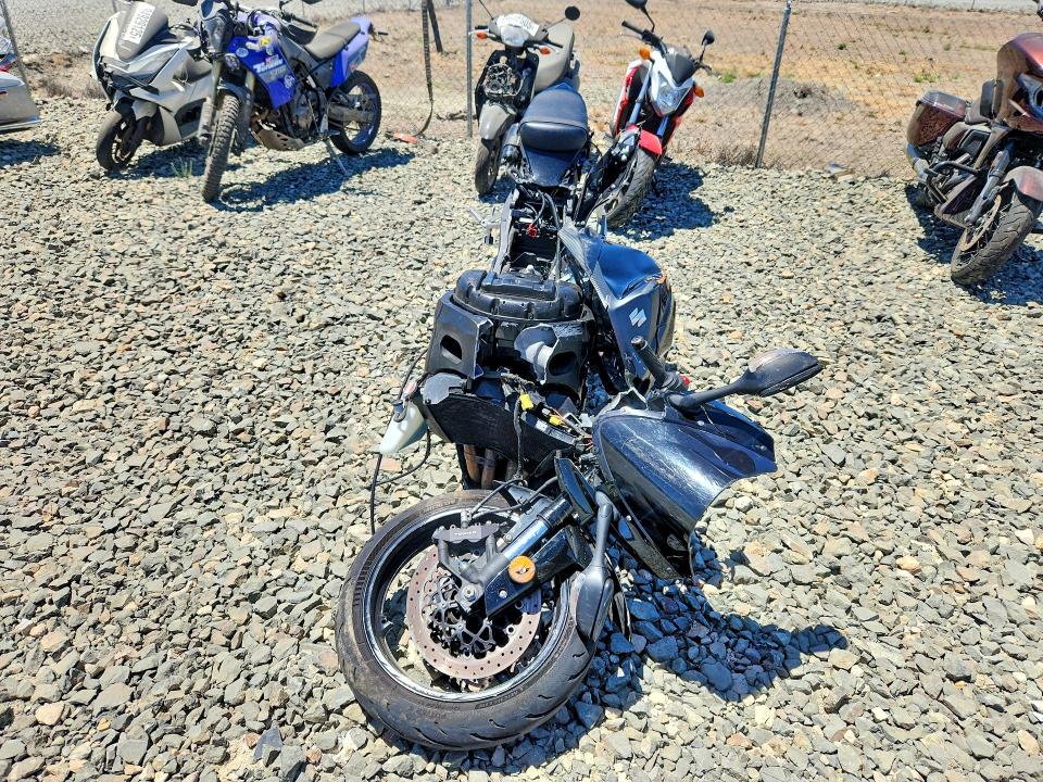 2008 Suzuki Gsx-r750 VIN JS1GR7LA582105922 COPART salvage auction — ROLLOVER, CA - SALVAGE CERTIFICATE, sold $450 on 2026-09-28 (photo 2)