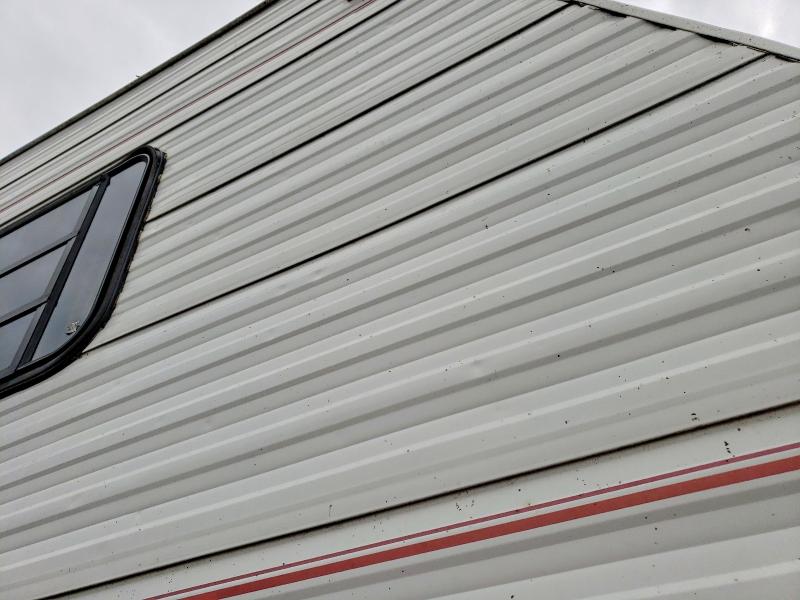 1997 Jayc Trailers VIN 1UJCJ02N0V5LB0268 COPART salvage auction — HAIL, MN - CERT OF TITLE-PRIOR SALVAGE, sold $30 on 2026-07-23 (photo 9)