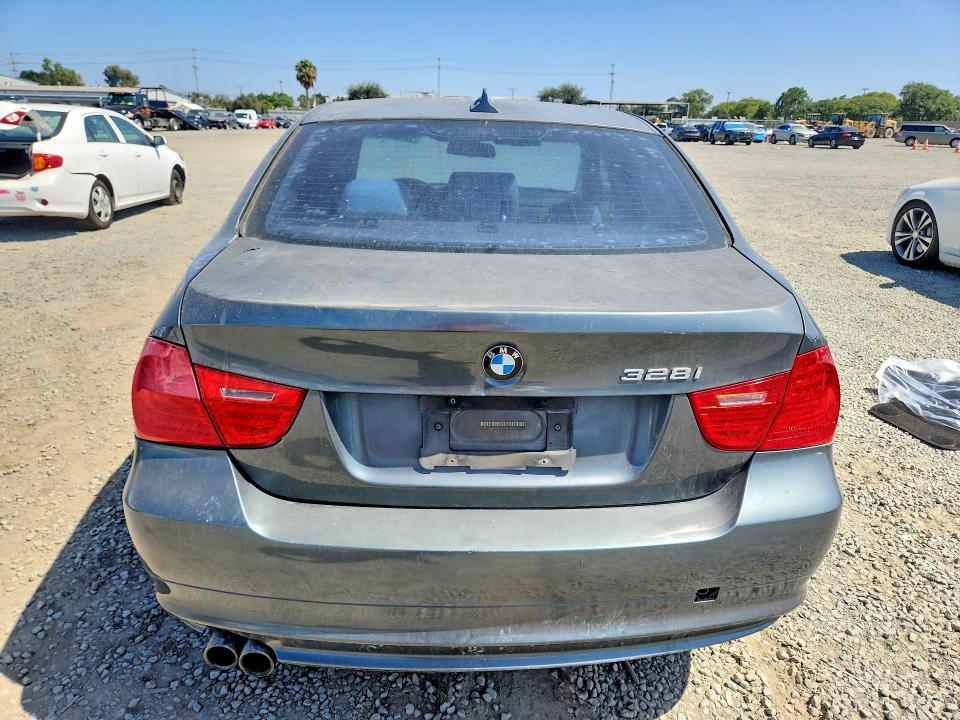 2010 BMW 3 series VIN WBAPH5G51ANM70013 COPART salvage auction — MINOR DENT/SCRATCHES, Ca - Cert Of Title-Salvaged, sold $500 on 2026-07-31 (photo 6)