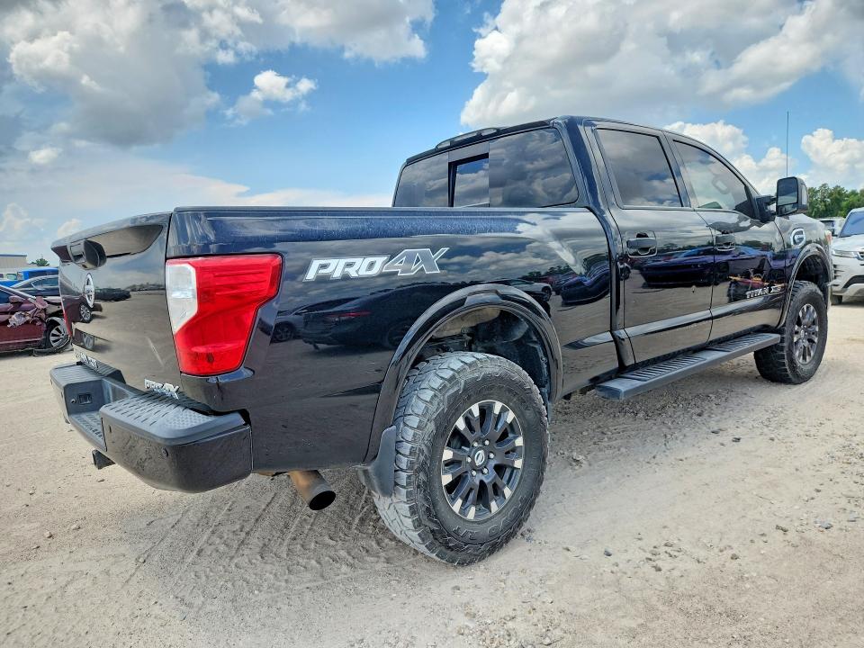 2018 Nissan TITAN VIN 1N6BA1F41JN533840 COPART salvage auction — MINOR DENT/SCRATCHES, CT, sold $9,700 on 2026-07-17 (photo 3)